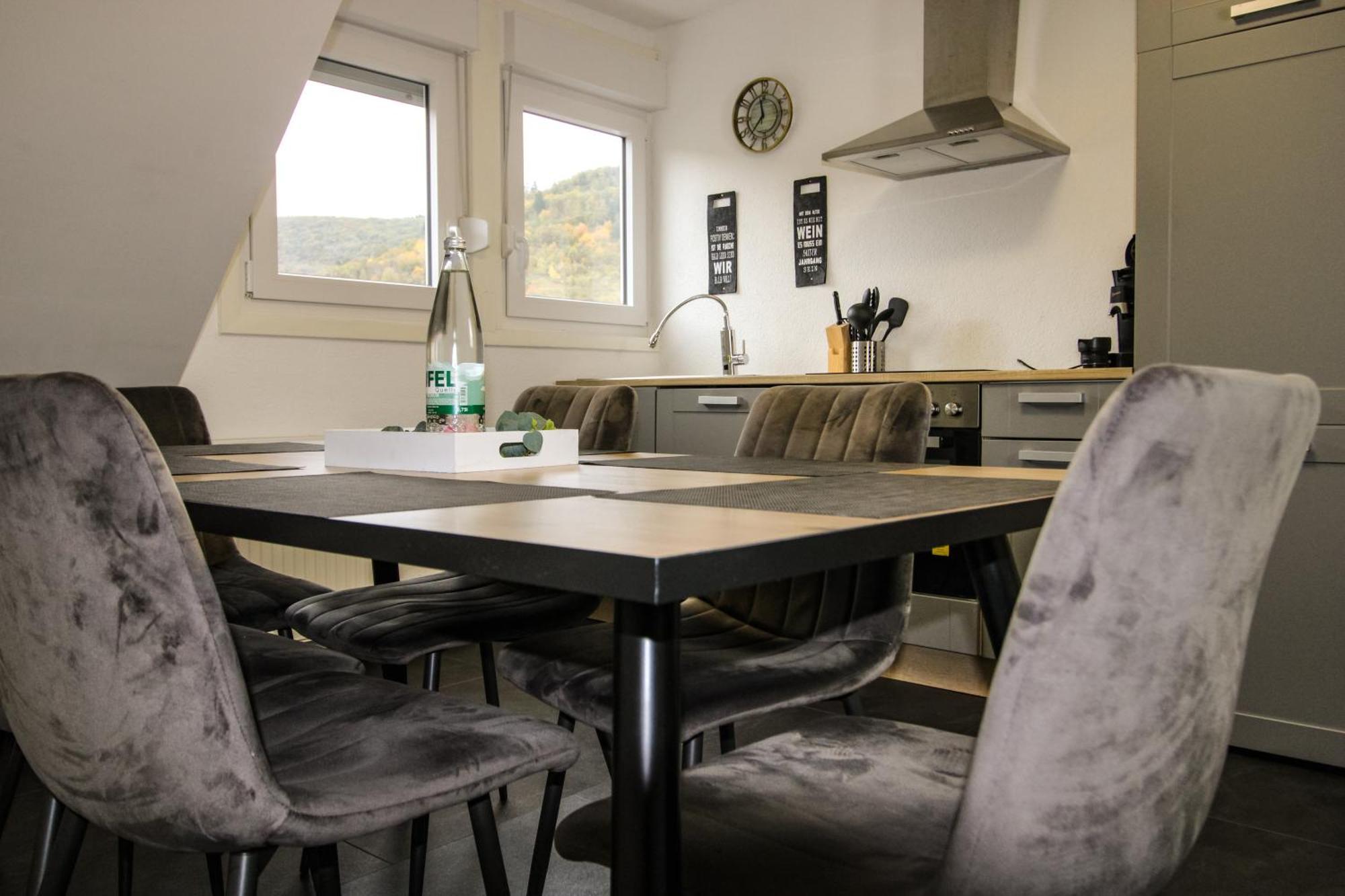 Sweet Six, Balkon, Netflix, Boxspringbetten, Hochwertiges Bad زيل ان دير موسل المظهر الخارجي الصورة