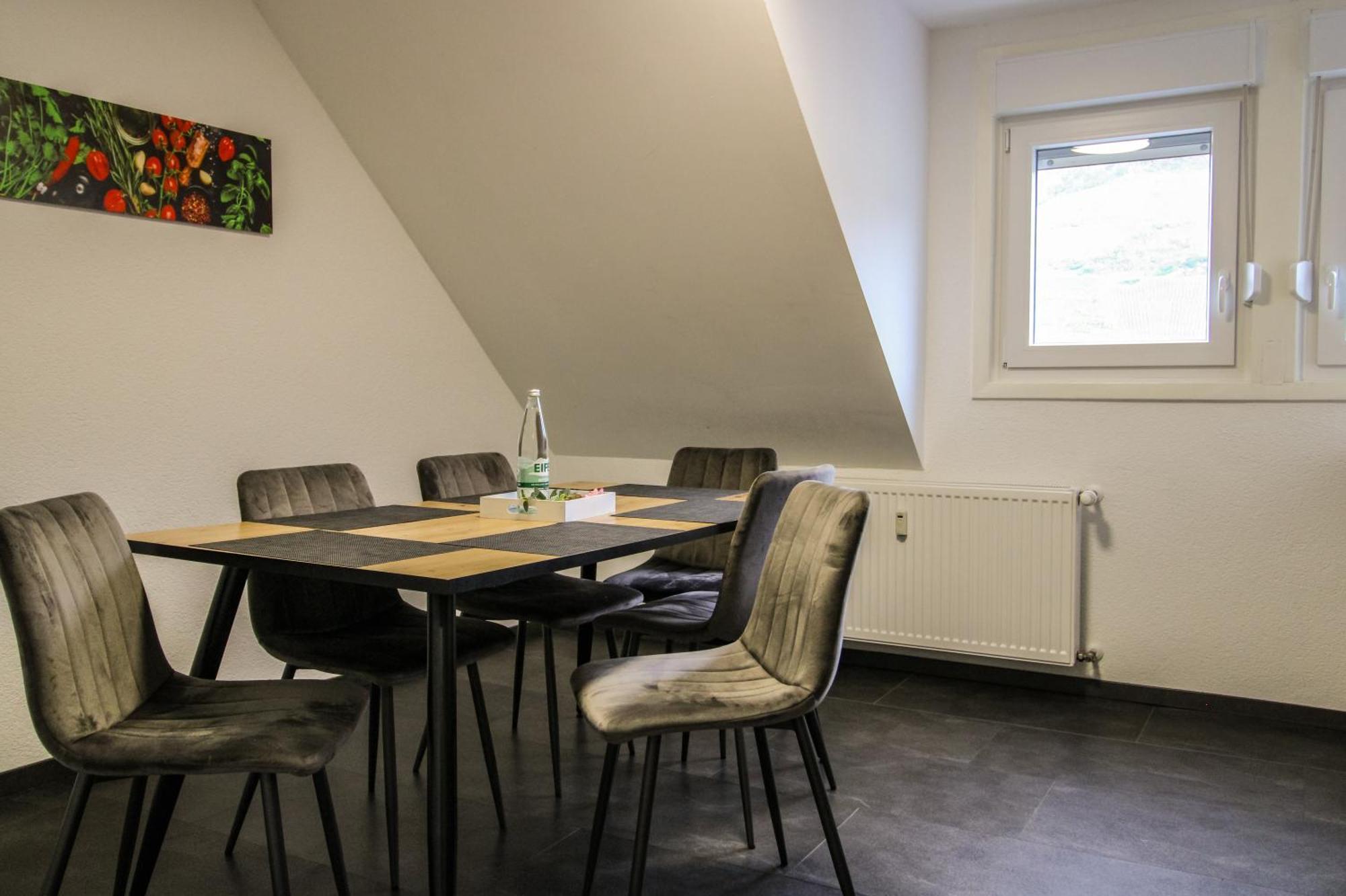 Sweet Six, Balkon, Netflix, Boxspringbetten, Hochwertiges Bad زيل ان دير موسل المظهر الخارجي الصورة