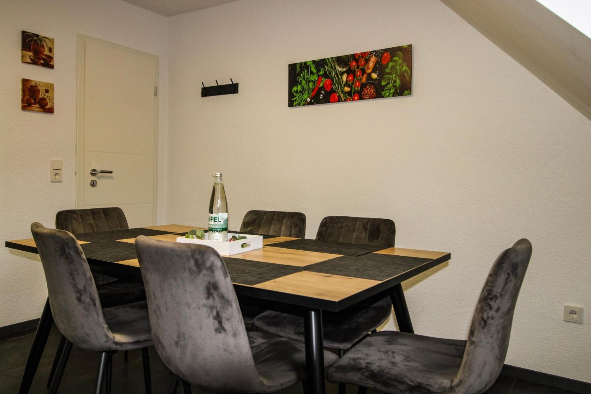 Sweet Six, Balkon, Netflix, Boxspringbetten, Hochwertiges Bad زيل ان دير موسل المظهر الخارجي الصورة